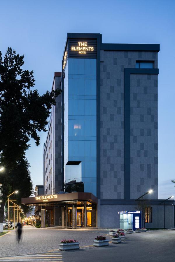 The Elements Hotel Tasjkent Exteriör bild